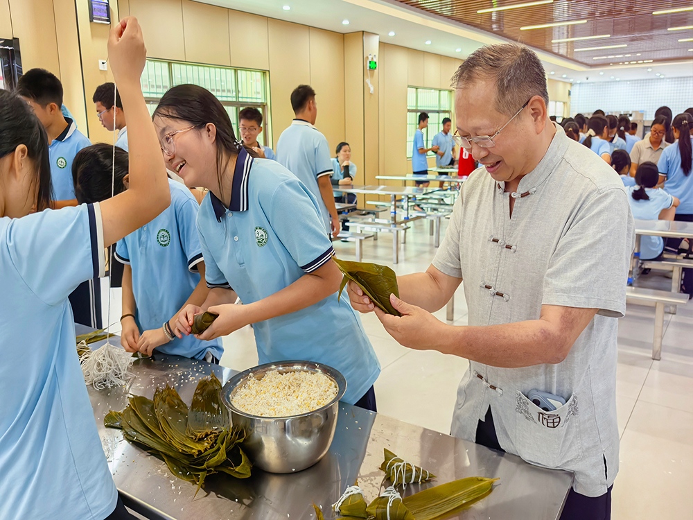 海南正规青春期叛逆纠正机构联系电话